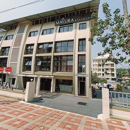 Hotel Mayura Residency Subrahmanya Eksteriør bilde